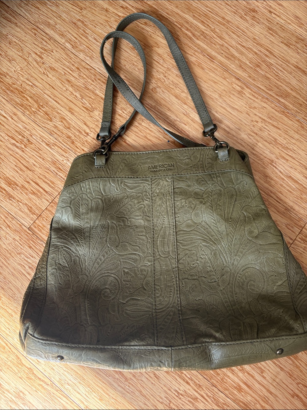 American leather co  shoulder bag olive green